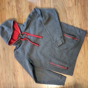 Under Armour sweatshirt